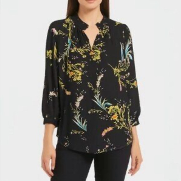 Worthington Black Blouse with Floral Design NWT 50.00 - Picture 1 of 8